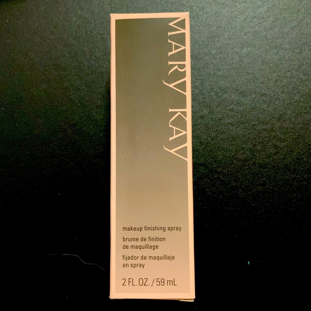 Mary Kay makeup finishing spray